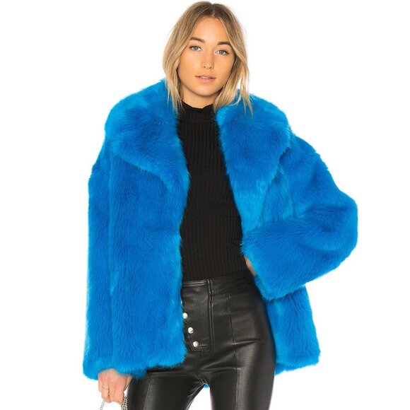 💥INSANELY BEAUTIFUL💥DVF Luxurious Collared Faux Fur Jacket in Cerulean Blue - Picture 2 of 16